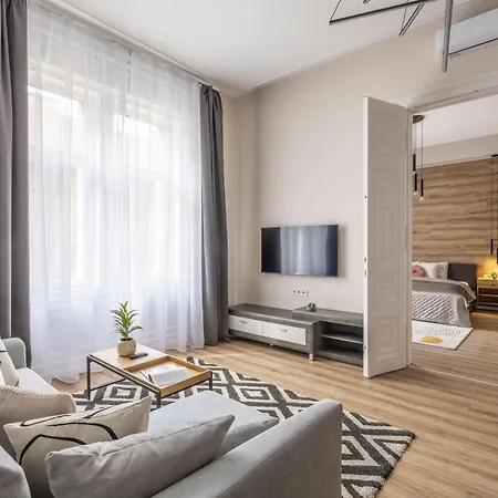 Apartament Exclusive Stylish By Prestige Homes Next To The Oktogon Budapesta